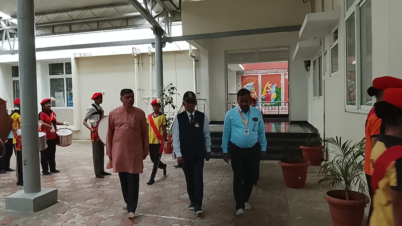 School Parliament Members Take Oath at RVK - Kalaburagi (7)